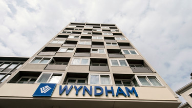 Wyndham Köln Hotel Außenansicht